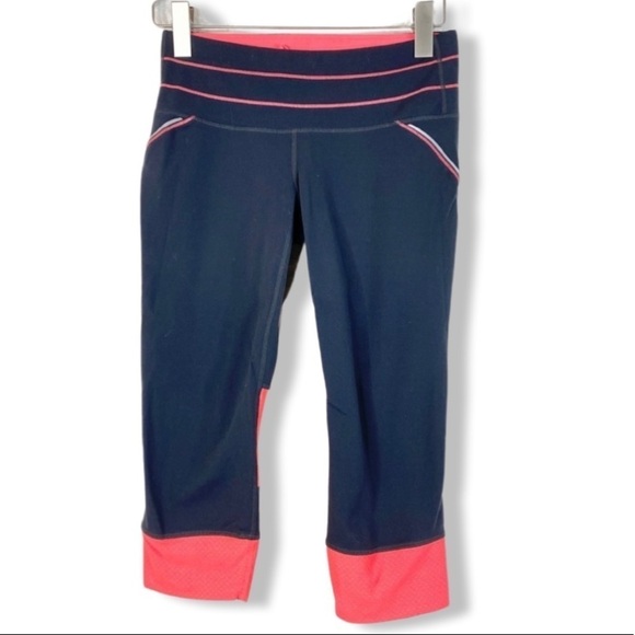 ATHLETA Vibe Relay Capri Leggings - Picture 1 of 4